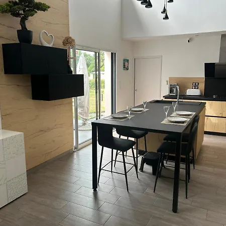 Maison Avec Piscine Interieure Casa de Férias